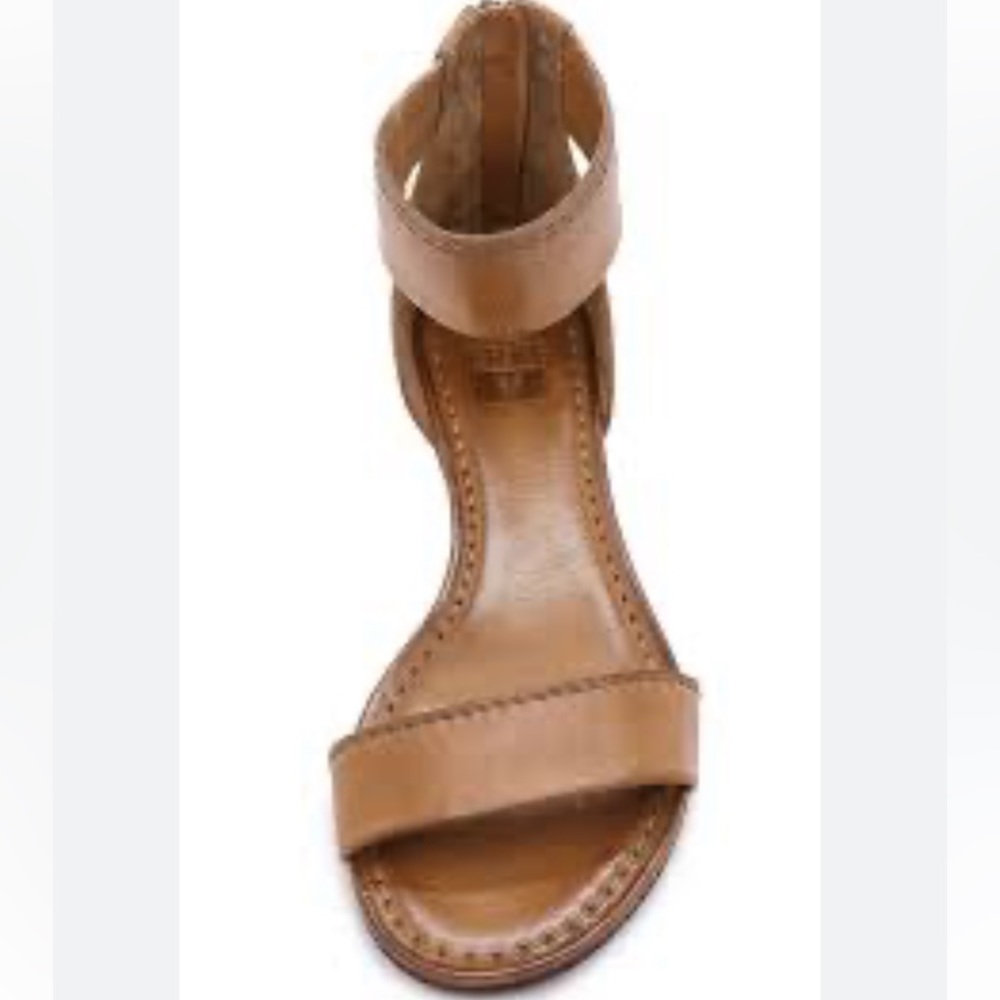 Frye Natural Carson Ankle Zip Flat Sandals - Camel Size 7.5